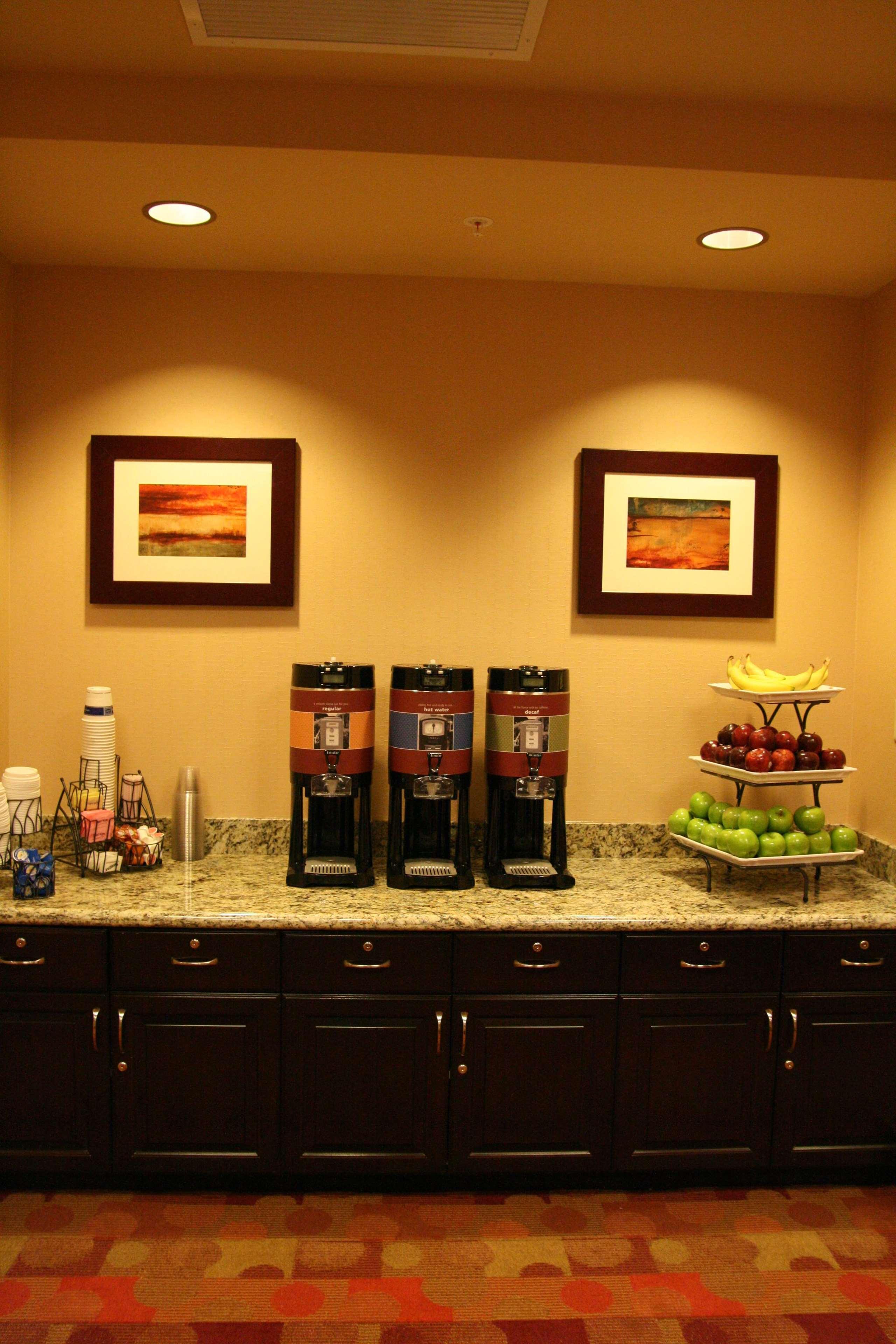 Hampton Inn & Suites Phoenix Chandler Fashion Center Restaurant photo